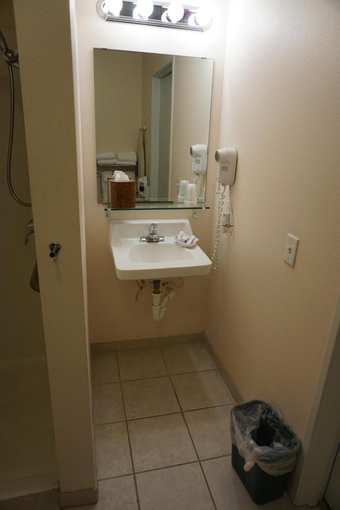 River Hills Hotel- Mankato Bagian luar foto